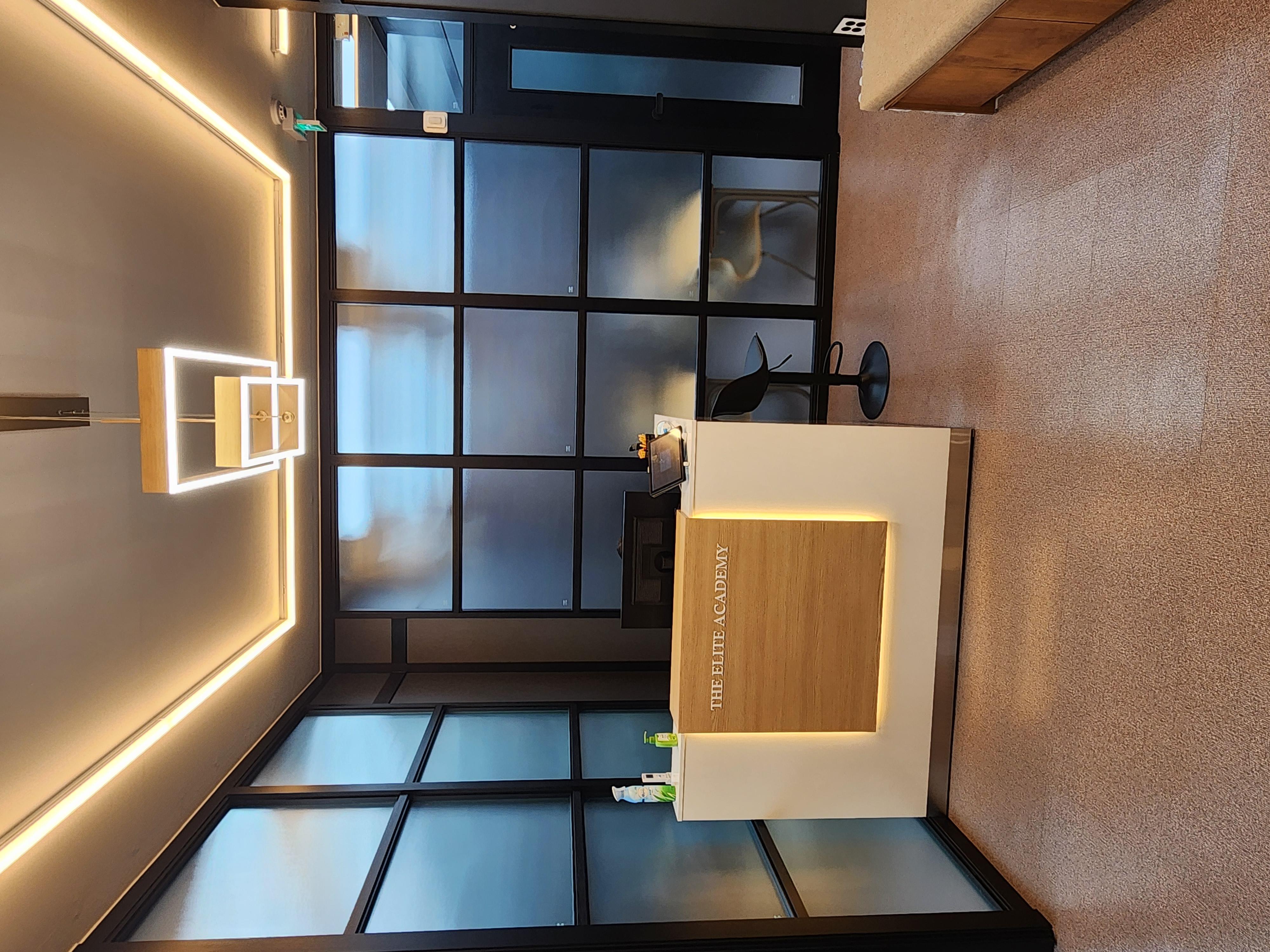 더엘리트학원 썸네일 이미지