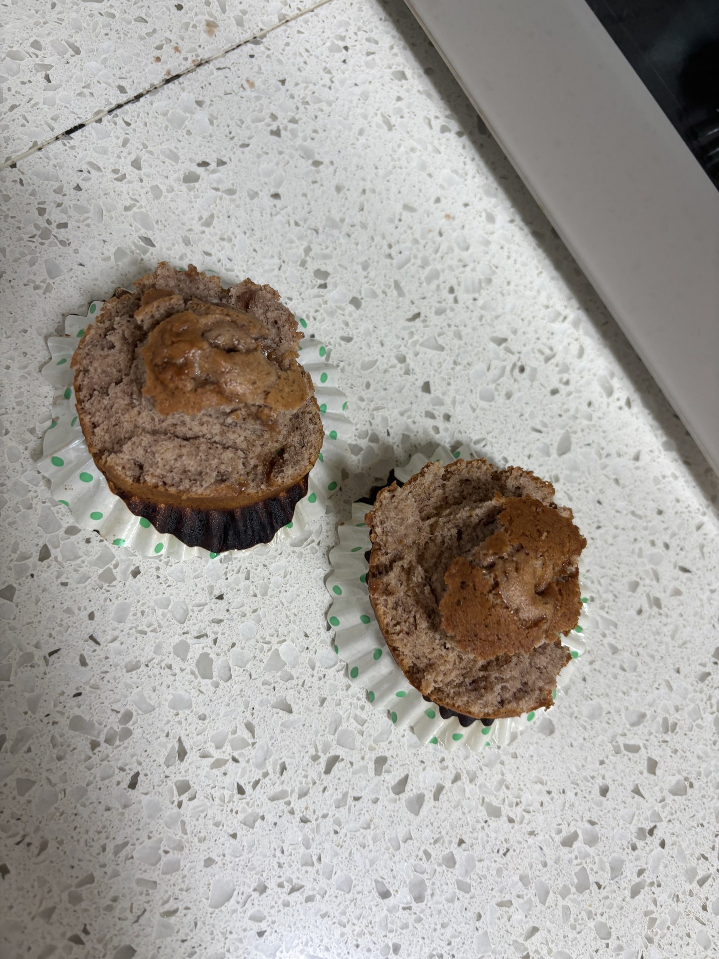 지금은 이거 만듬 근데 넘 비주얼인 이상 걍 맜있오