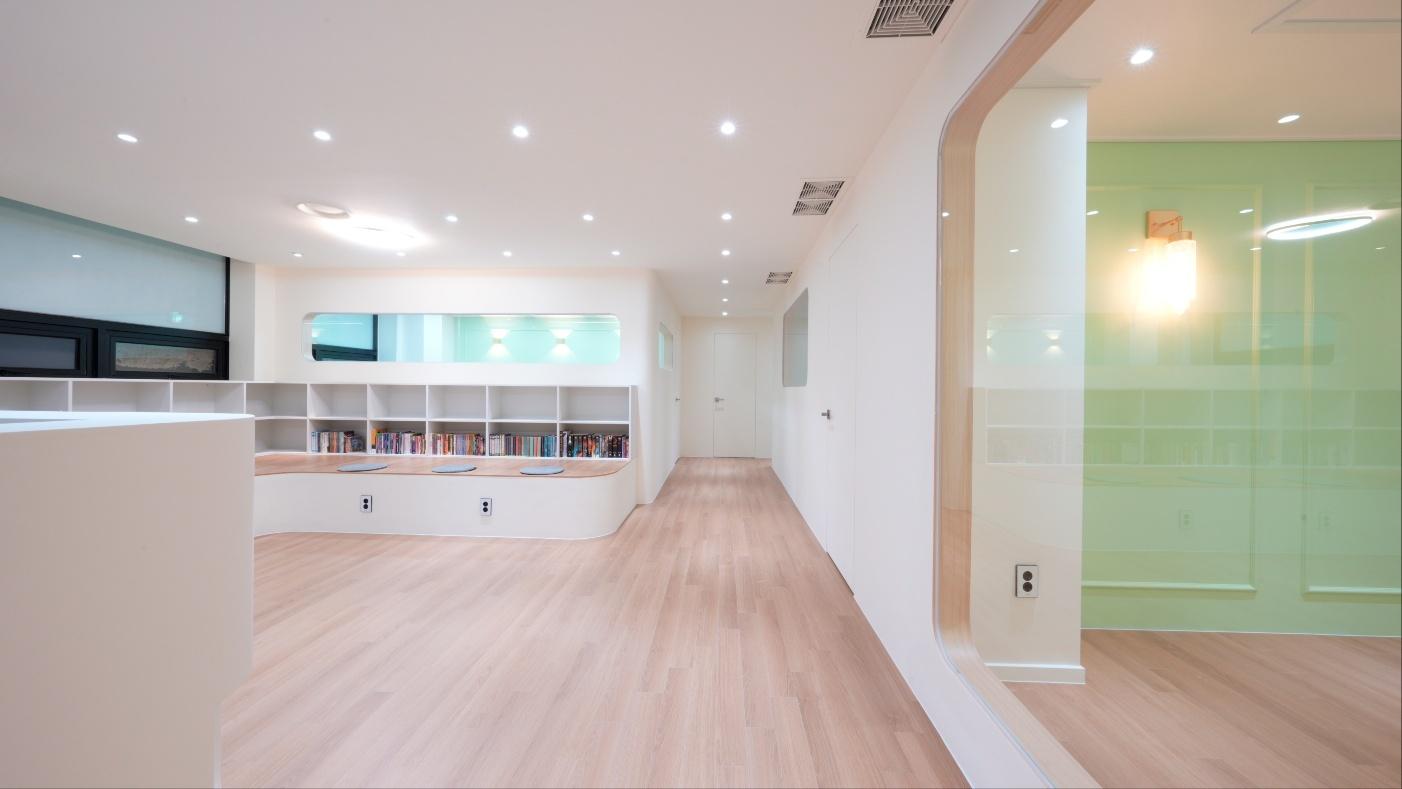 써니영어전문학원 이미지 4