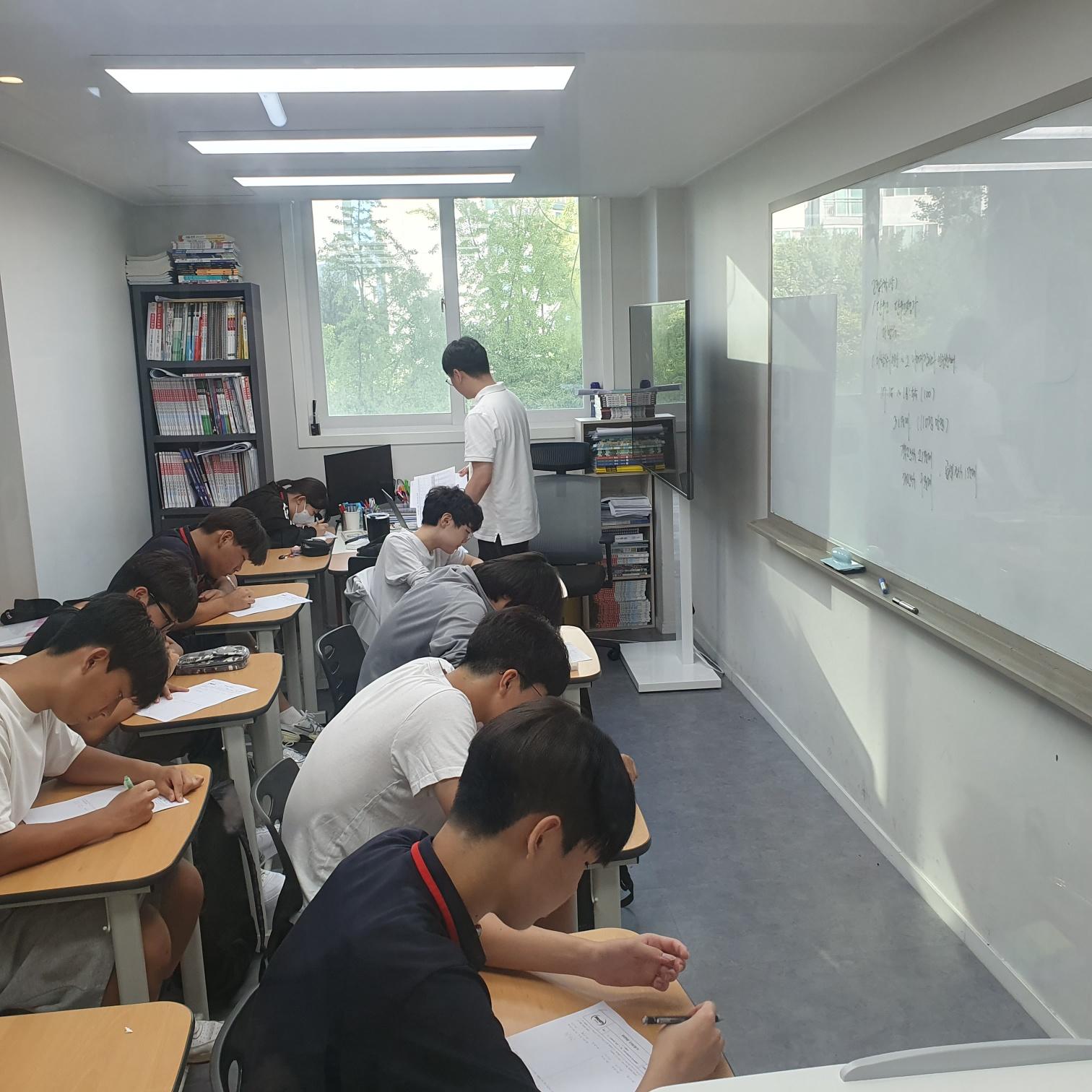 원앤원학원 이미지 2