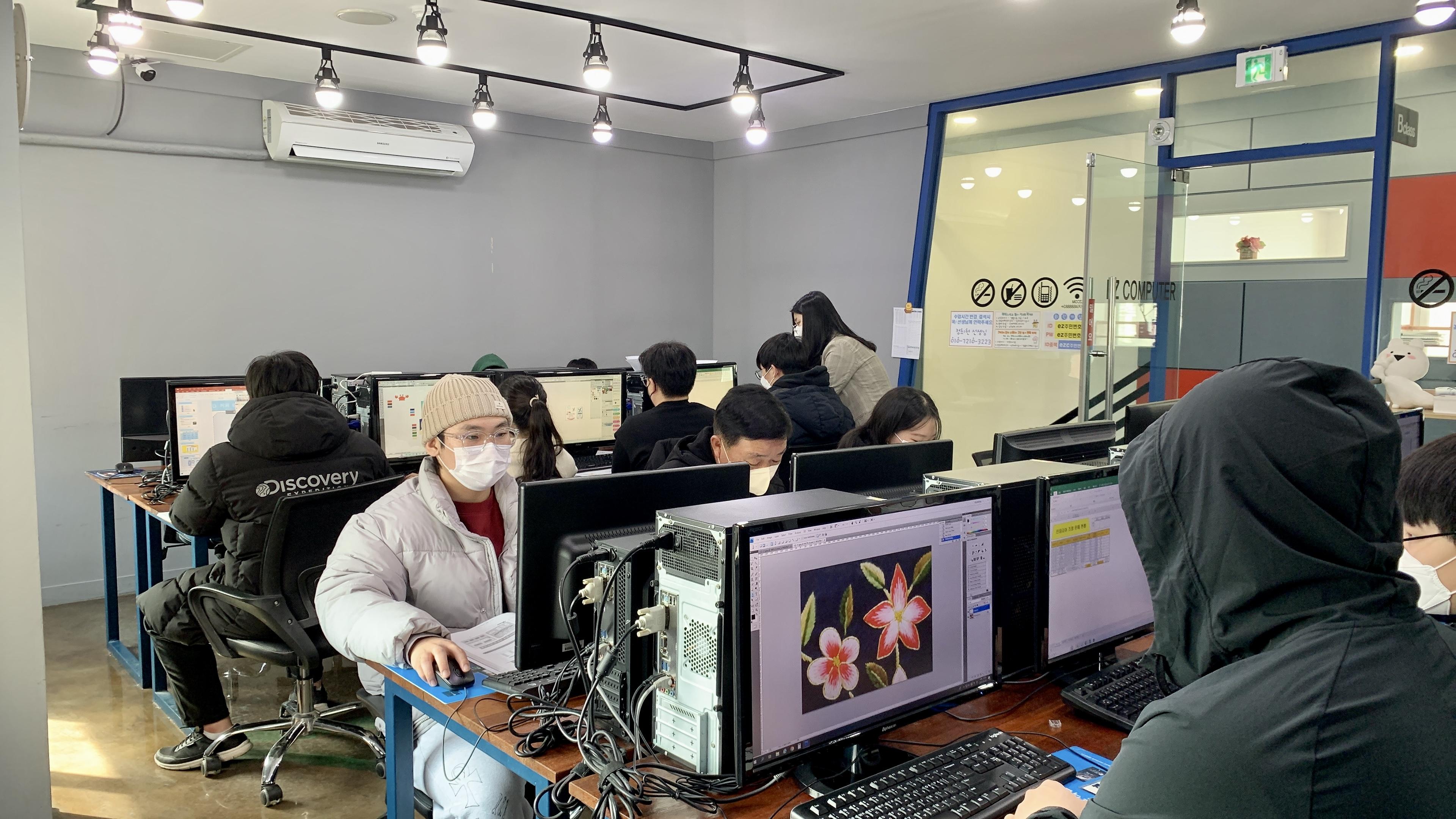 이지컴퓨터학원 이미지 8