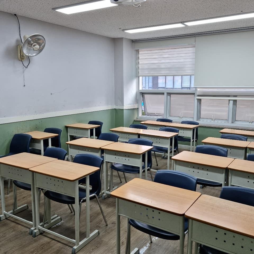 정의정어학원 이미지 4