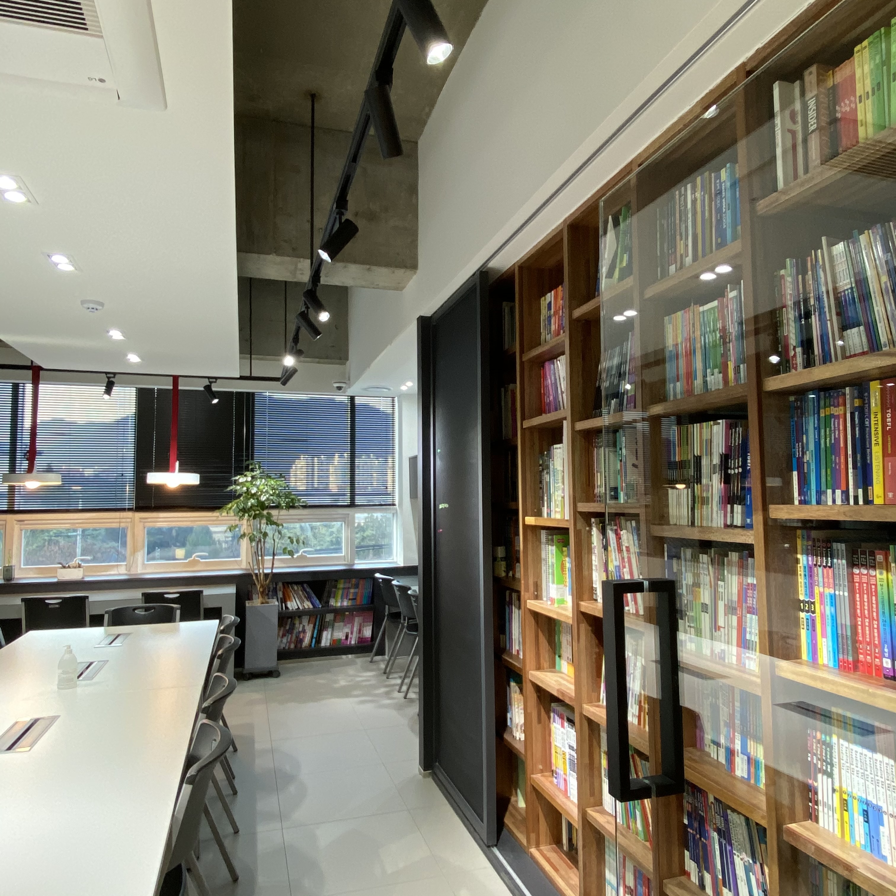 씨앤이영어학원 이미지 6