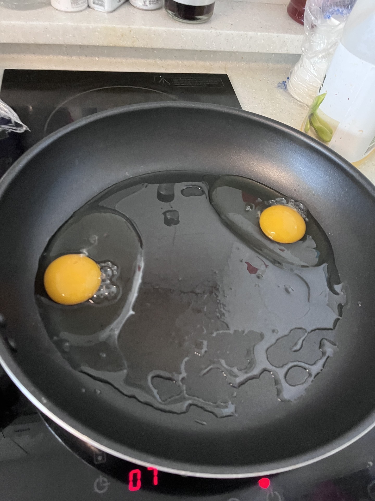 이제 계란은 껌이쥐