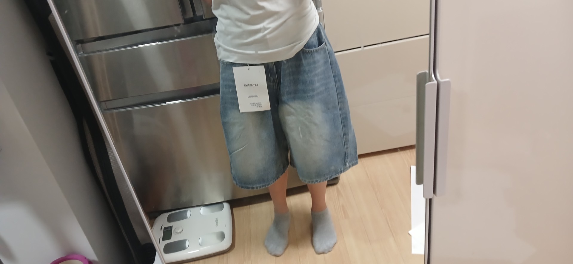 벌룬핏 반바지 싰는데 원래이래..?