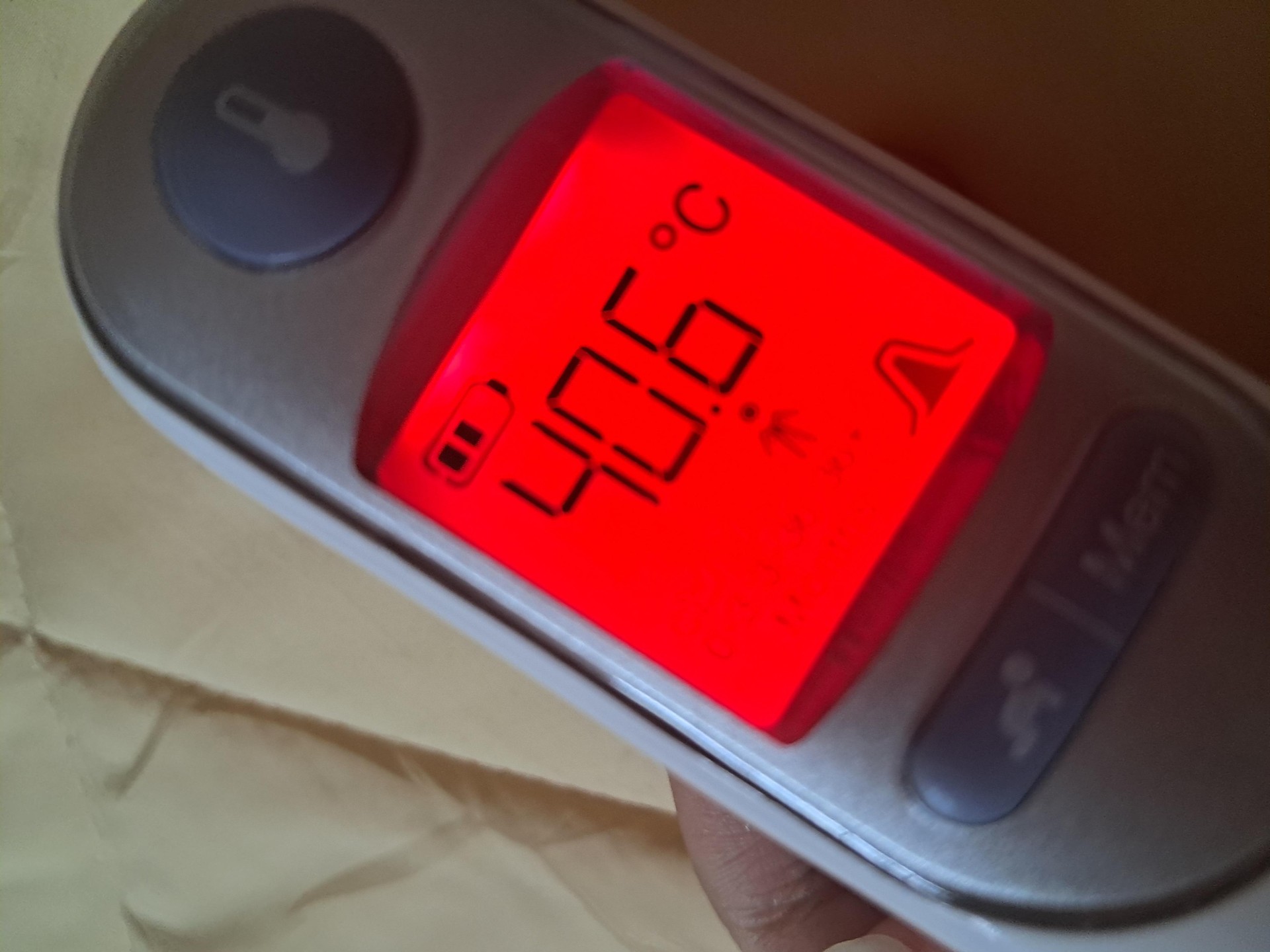 어떡해 너무 아파