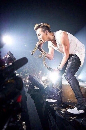 아니 이사람 좀 보세요;;;