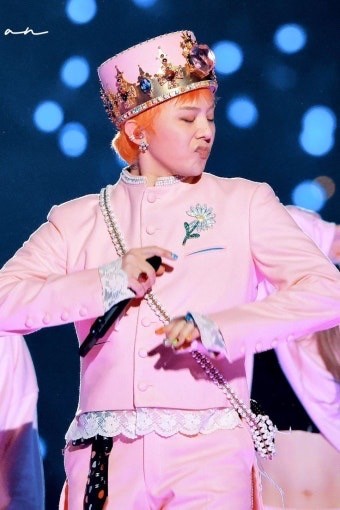 아니 이사람 좀 보세요;;;