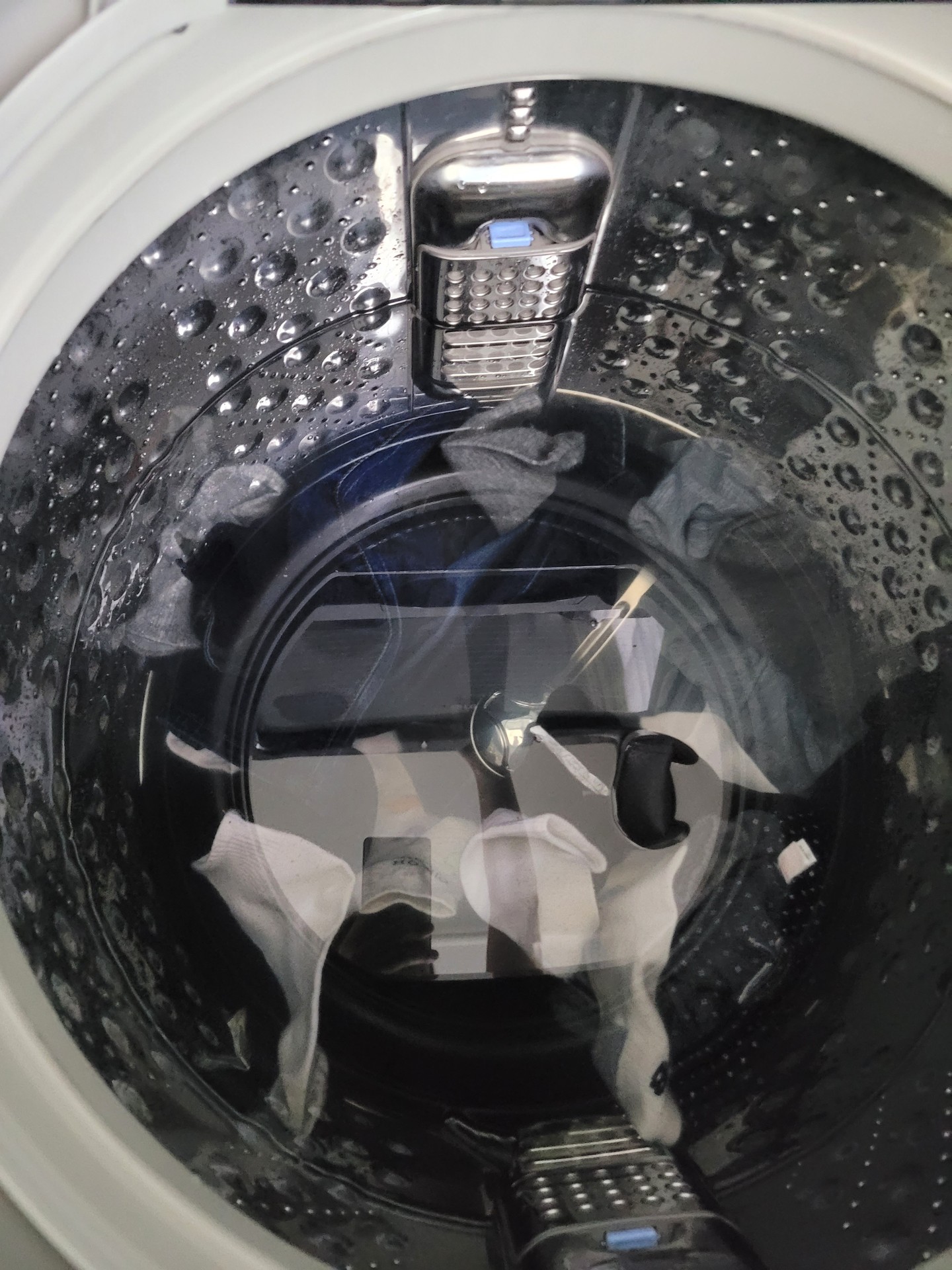 세탁기 돌릴 줄 아는 사람