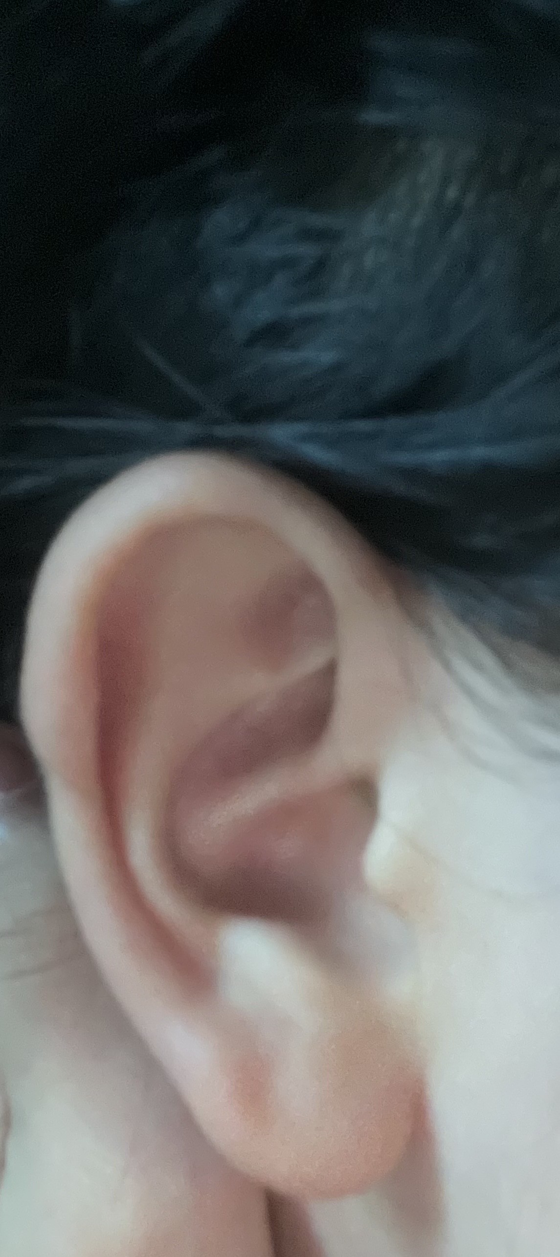 귀 너무 뚫고싶다