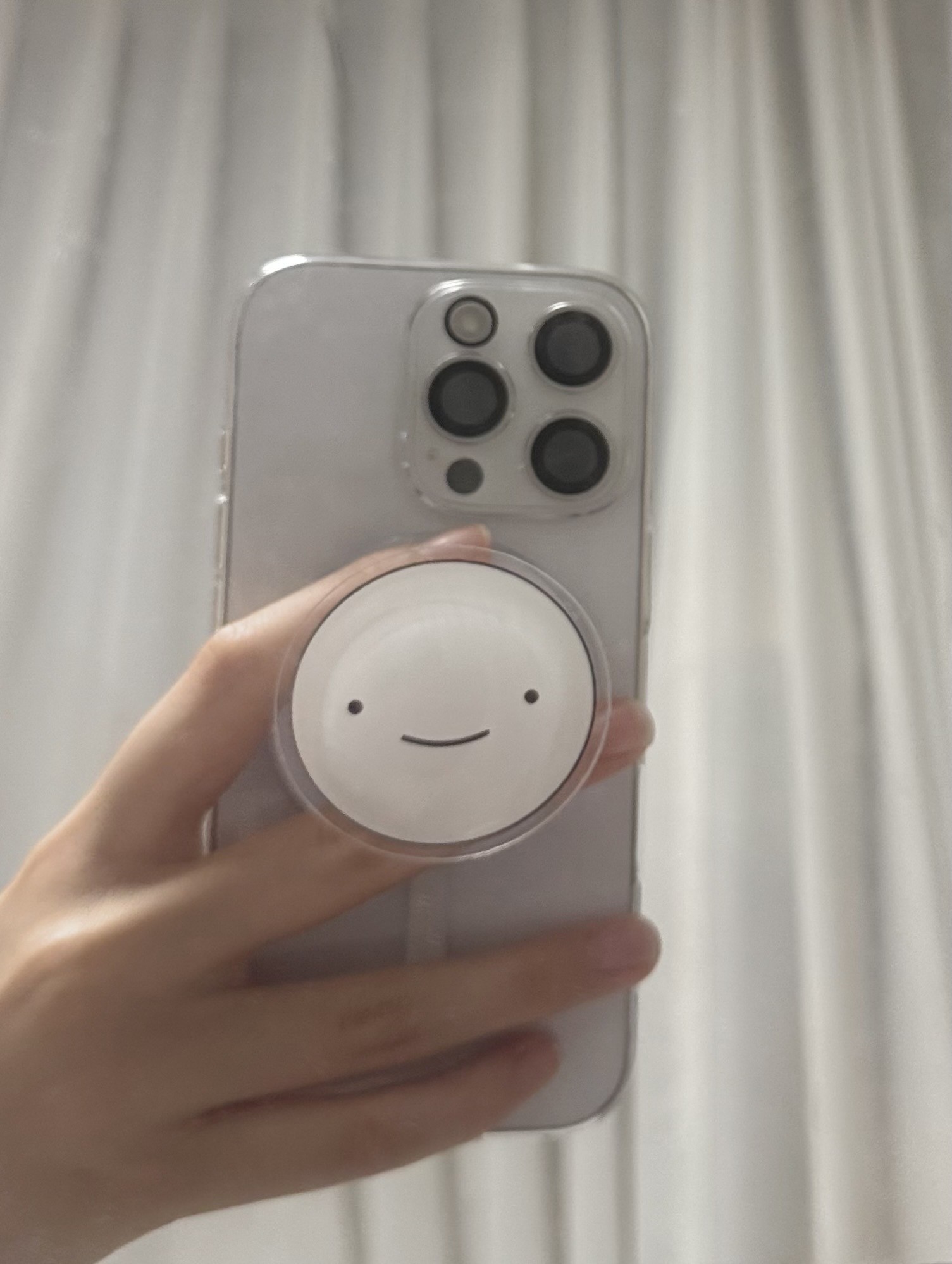 운아기 그립톡 샀당~