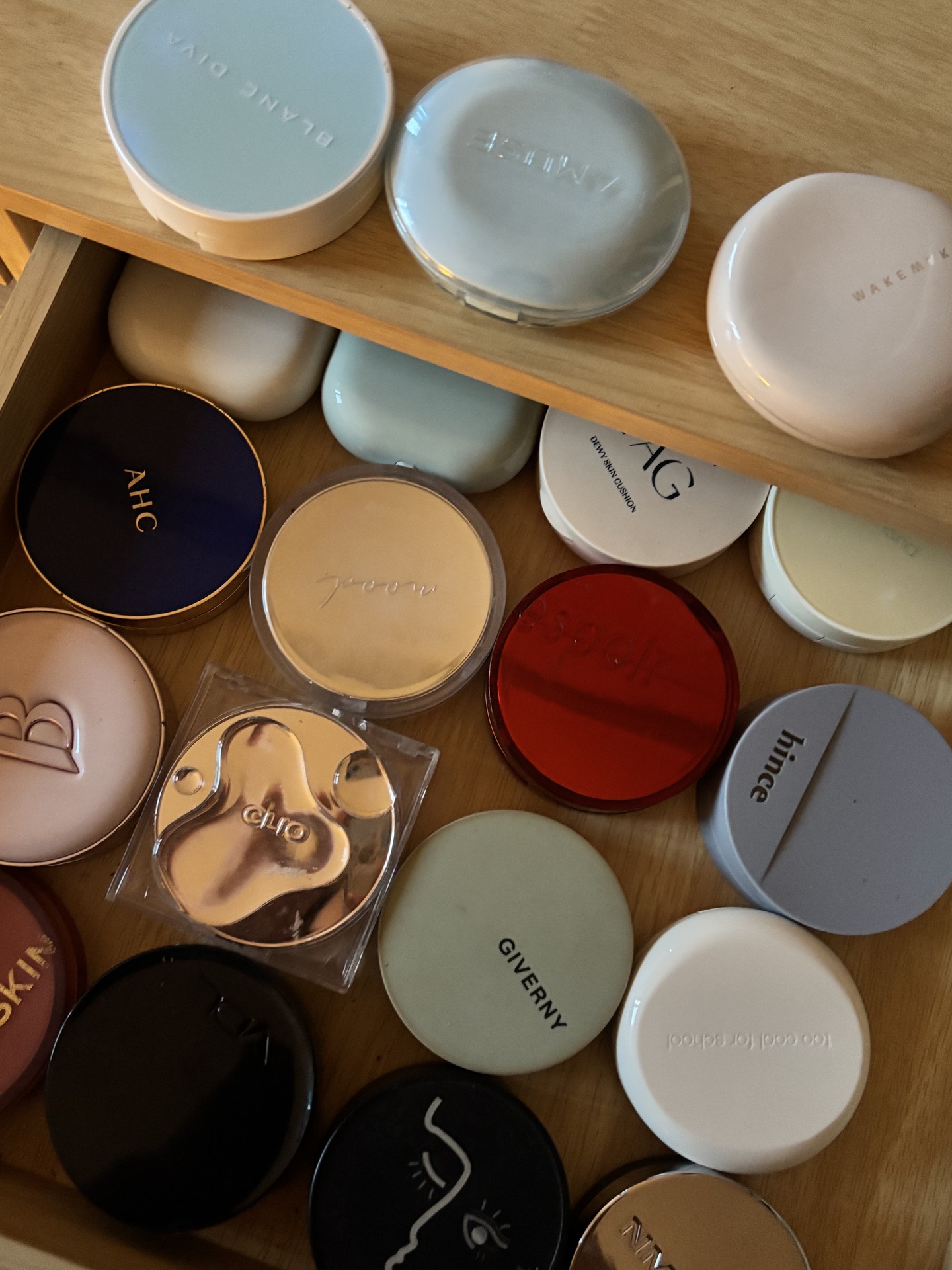 심심하니까 써봣던 쿠션 어떤지 다 답해줄게