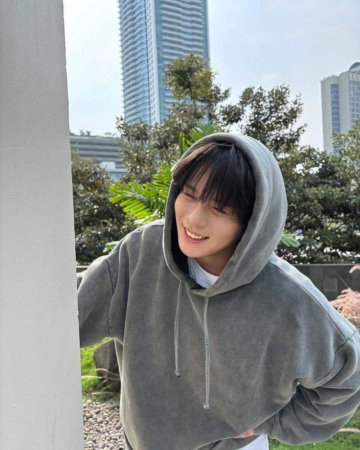 아이돌 맞추기 퀴즈 ⭐️(남, 여돌 섞임)