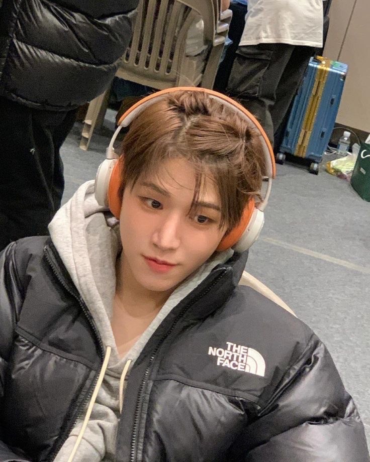 아이돌 맞추기 퀴즈 ⭐️(남, 여돌 섞임)