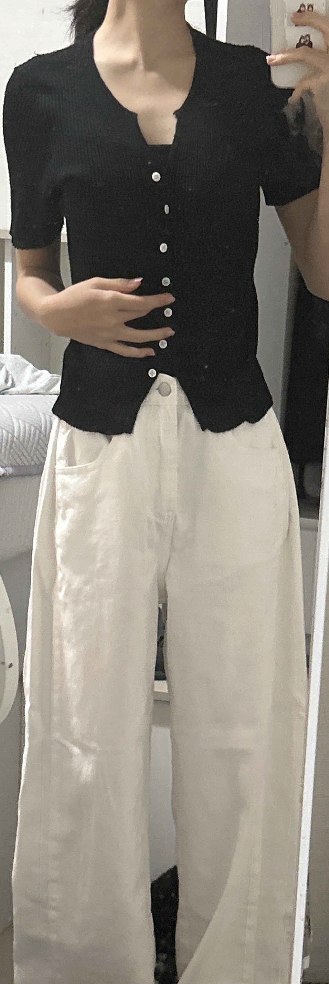 1벅2일 수학여행인데 입을옷이 없