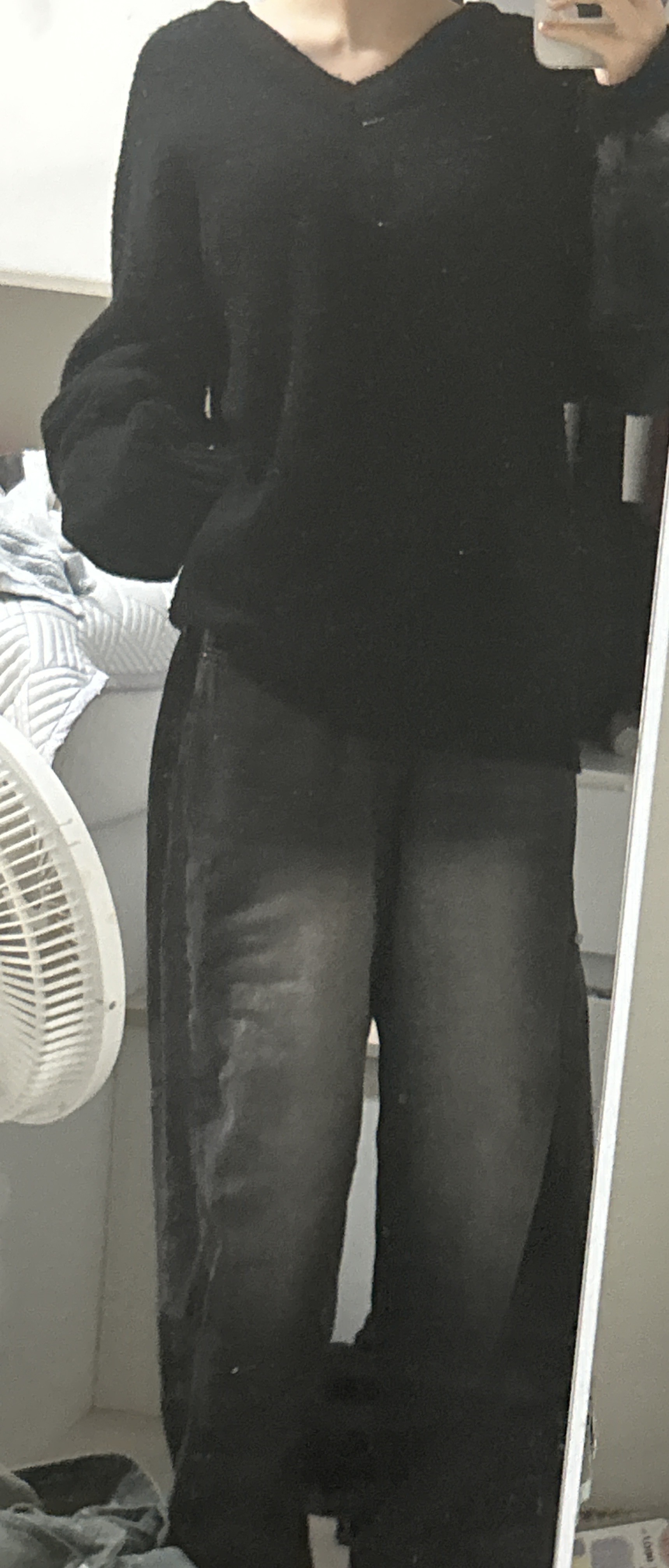 1벅2일 수학여행인데 입을옷이 없