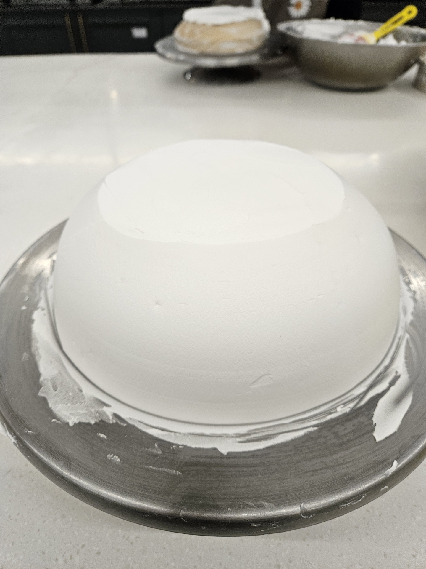 돔 케이크 아이싱