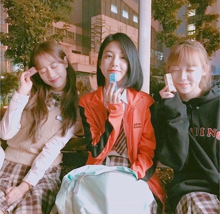 2018년 갬성 그리워미치겠음..