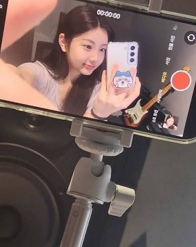 아일릿 원희 사진🍀