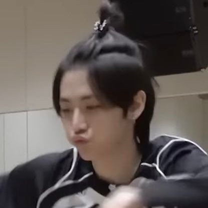 섹시 보기 전에 큐티부터 봐.