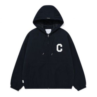 이렇게 보면 뚱쯍해 보이는데 실제로 입으면 되게 여리야리해보임…. 개조아