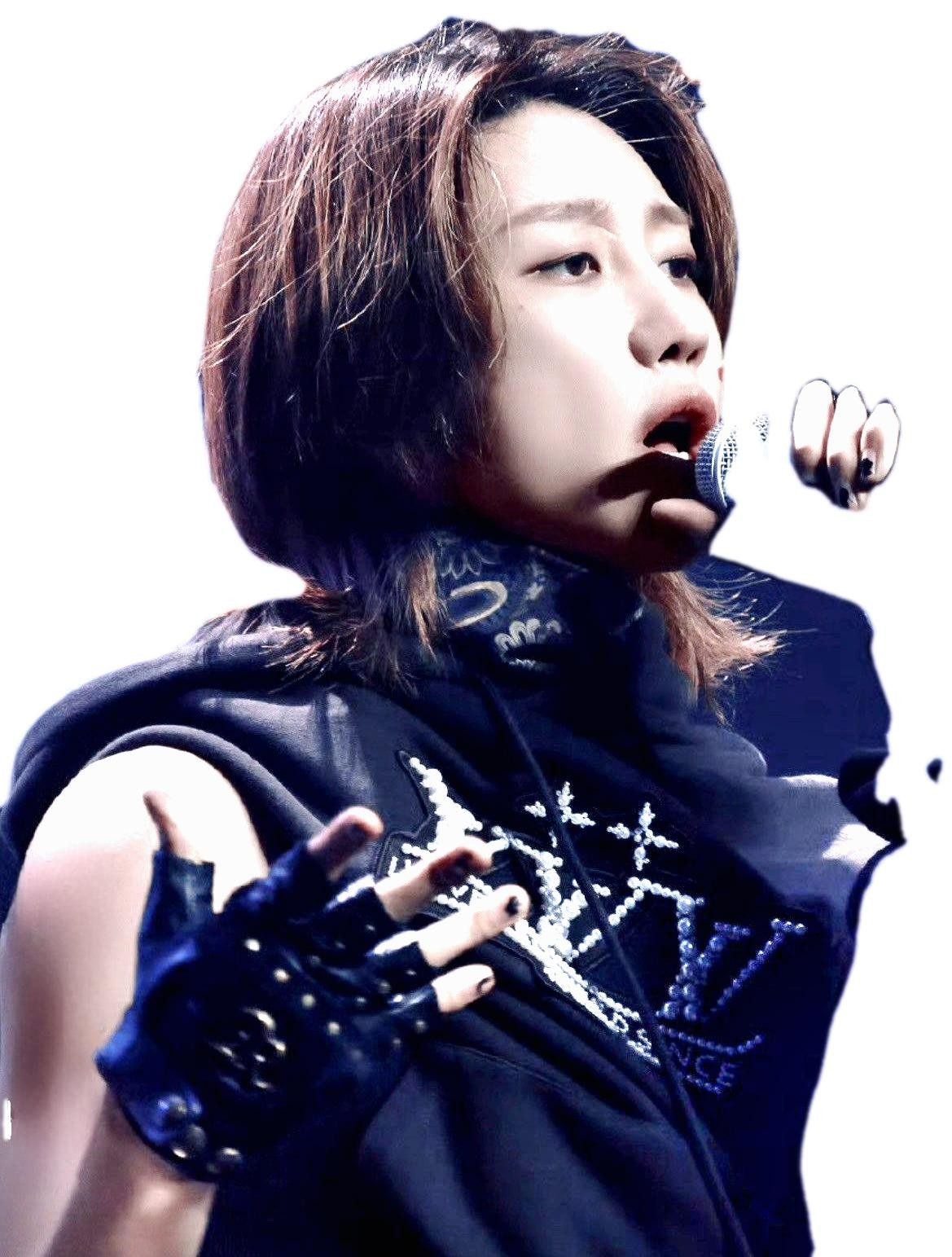 노력은 했사옵니다...